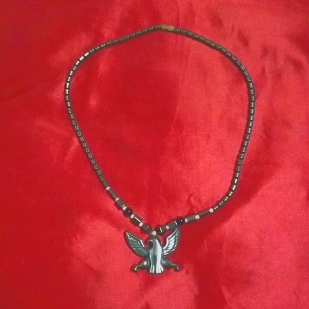 HEMATITE EAGLE PENDANT BEAD NECKLACE